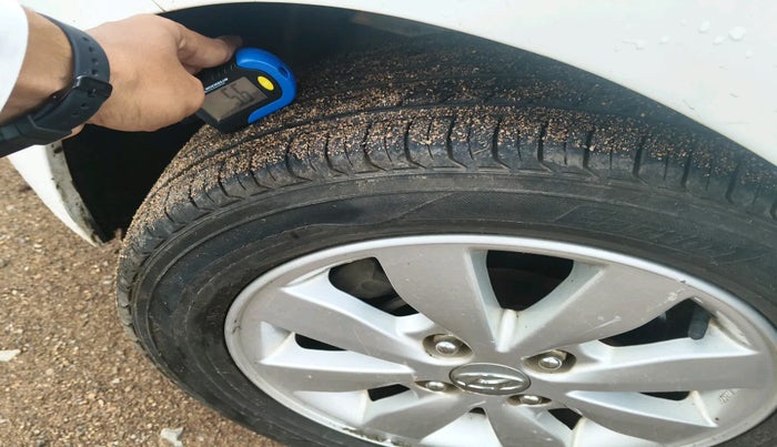 2014 Hyundai Xcent SX 1.2, Petrol, Manual, 85,270 km, tyre