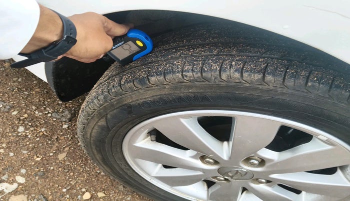 2014 Hyundai Xcent SX 1.2, Petrol, Manual, 85,270 km, tyre