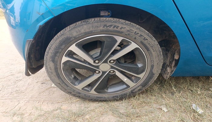 2021 Tata ALTROZ XZ PETROL, Petrol, Manual, 48,012 km, tyre