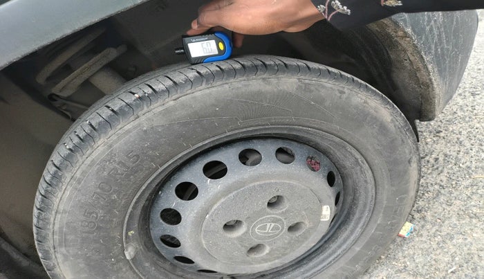 2024 Tata PUNCH PURE RHYTHM PACK MT, Petrol, Manual, 18,193 km, tyre