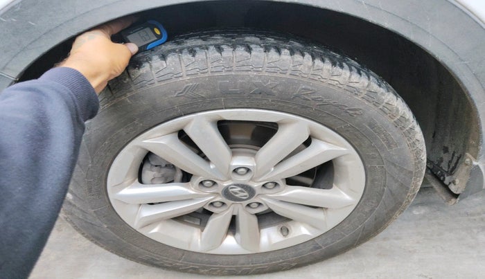 2017 Hyundai Creta S PLUS 1.4 DIESEL, Diesel, Manual, 1,45,622 km, tyre