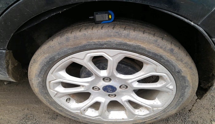 2018 Ford Ecosport TITANIUM + 1.5L DIESEL, Diesel, Manual, 66,885 km, tyre