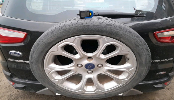 2018 Ford Ecosport TITANIUM + 1.5L DIESEL, Diesel, Manual, 66,885 km, tyre