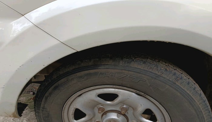 2016 Tata Safari Storme 2.2 EX 4X2, Diesel, Manual, 25,534 km, tyre