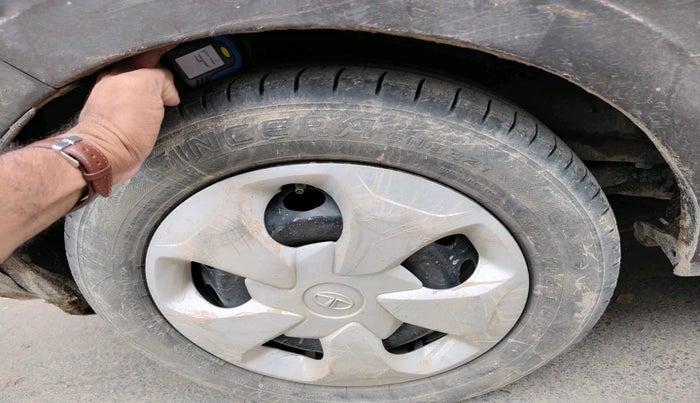 2018 Tata TIGOR XM PETROL, Petrol, Manual, 1,31,756 km, tyre