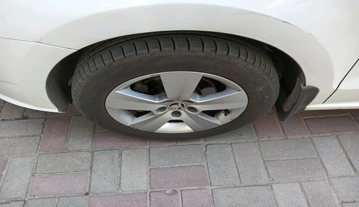 2018 Skoda Rapid AMBITION 1.6 MPI AT, Petrol, Automatic, 46,809 km, tyre