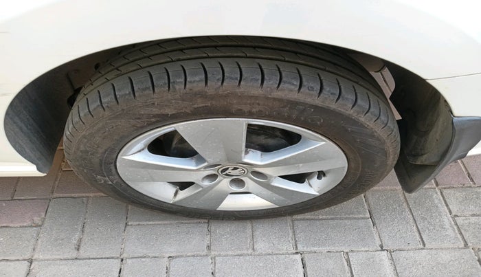 2018 Skoda Rapid AMBITION 1.6 MPI AT, Petrol, Automatic, 46,809 km, tyre