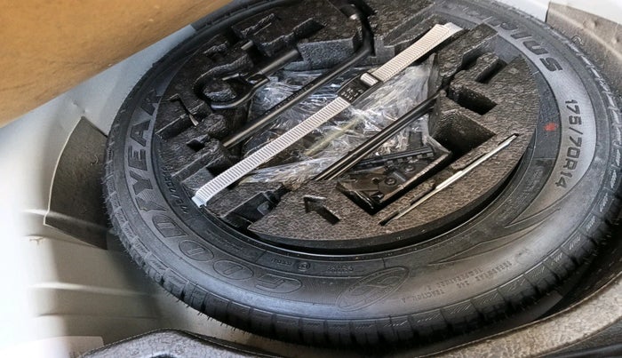 2018 Skoda Rapid AMBITION 1.6 MPI AT, Petrol, Automatic, 46,809 km, tyre