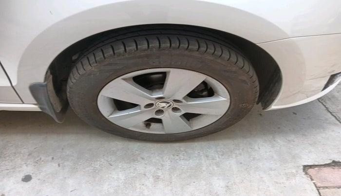 2018 Skoda Rapid AMBITION 1.6 MPI AT, Petrol, Automatic, 46,809 km, tyre