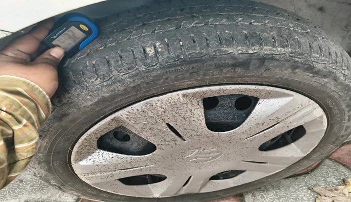 2017 Maruti Wagon R 1.0 VXI, Petrol, Manual, 85,392 km, tyre