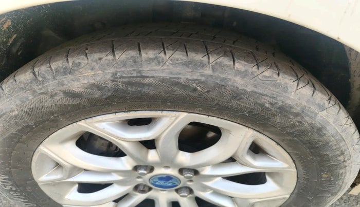 2014 Ford Ecosport TITANIUM 1.5L DIESEL, Diesel, Manual, 91,224 km, tyre