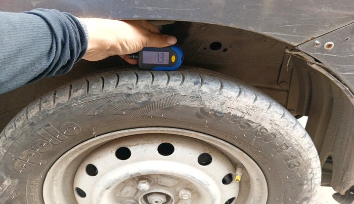 2011 Maruti Wagon R 1.0 LXI CNG, Petrol, Manual, 1,94,069 km, tyre