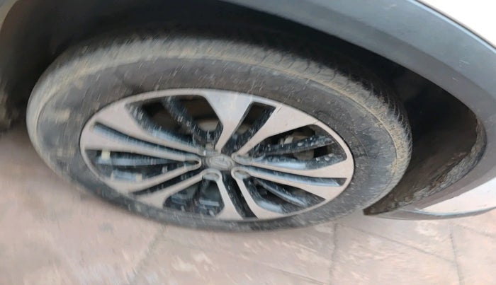 2021 MG HECTOR SHARP 2.0 DIESEL, Diesel, Manual, 1,02,619 km, tyre