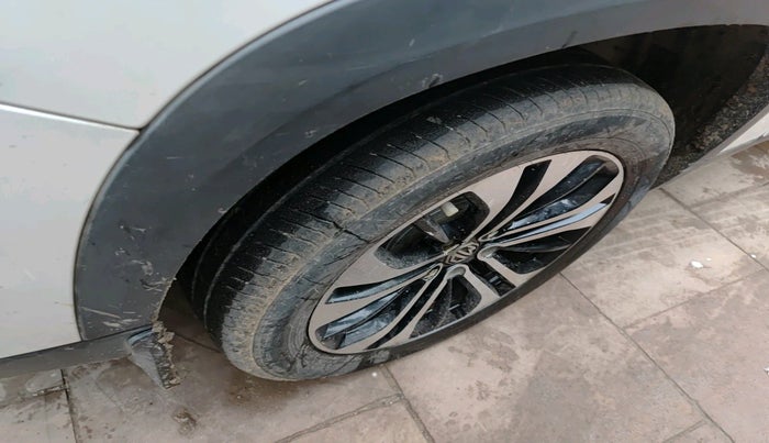 2021 MG HECTOR SHARP 2.0 DIESEL, Diesel, Manual, 1,02,619 km, tyre