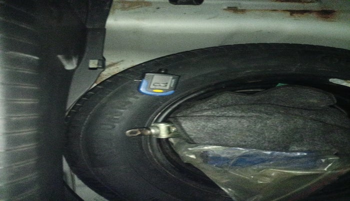 2017 Hyundai Elite i20 SPORTZ 1.2, Petrol, Manual, 92,734 km, tyre