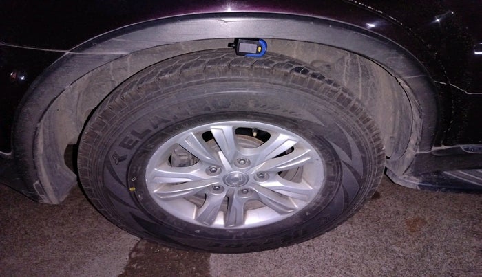 2014 Ssangyong Rexton RX 6, Diesel, Manual, 1,10,426 km, tyre