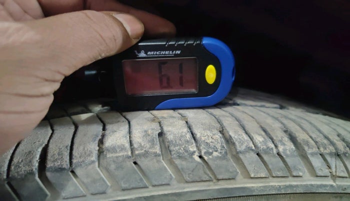 2018 Mahindra MARAZZO M4 8 STR, Diesel, Manual, 1,28,113 km, tyre