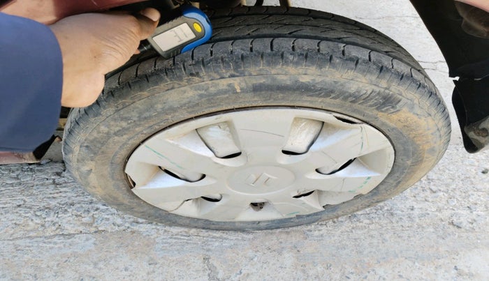 2012 Maruti Alto K10 LXI, Petrol, Manual, 42,018 km, tyre