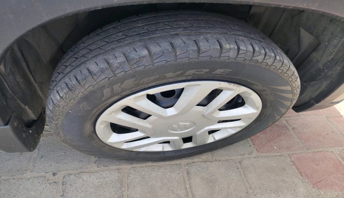 2018 Maruti Vitara Brezza VDI AMT, Diesel, Automatic, 70,813 km, tyre