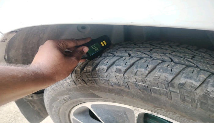 2016 Renault Duster 110 PS RXZ 4X2 AMT DIESEL, Diesel, Automatic, 1,85,423 km, tyre