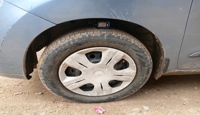 2010 Maruti Wagon R 1.0 VXI, Petrol, Manual, 91,000 km, tyre