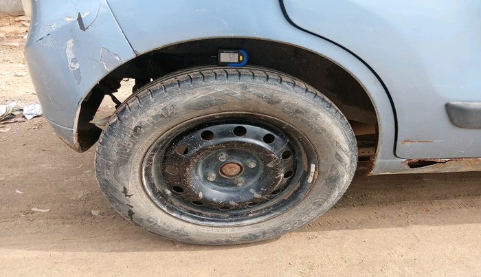 2010 Maruti Wagon R 1.0 VXI, Petrol, Manual, 91,000 km, tyre