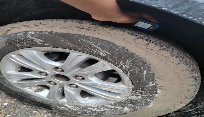 2014 Ssangyong Rexton RX5, Diesel, Manual, 91,565 km, tyre