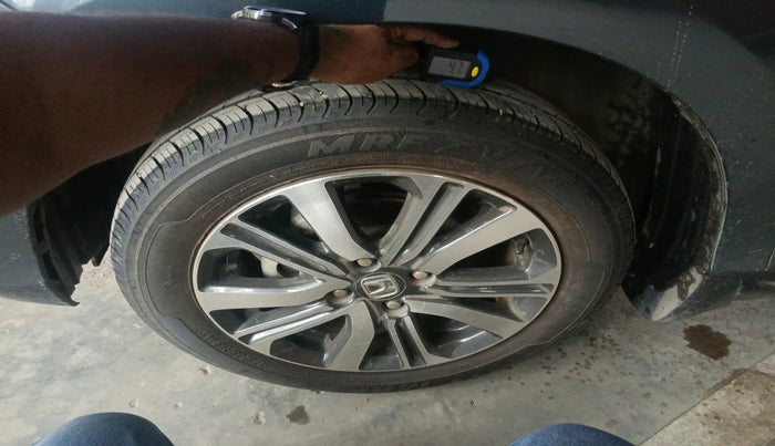 2023 Honda Amaze 1.2L I-VTEC VX, Petrol, Manual, 8,316 km, tyre