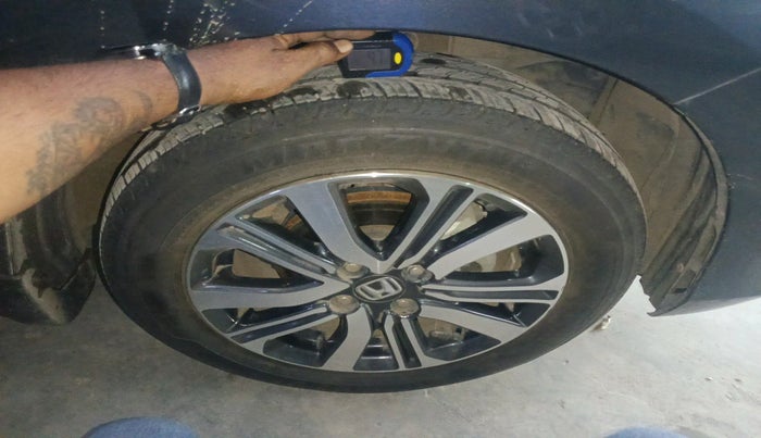 2023 Honda Amaze 1.2L I-VTEC VX, Petrol, Manual, 8,316 km, tyre