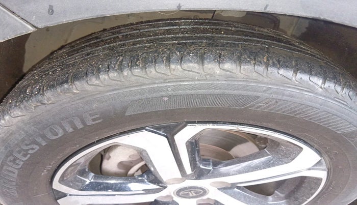 2021 Tata NEXON XZA PLUS (O) DIESEL, Diesel, Automatic, 60,008 km, tyre