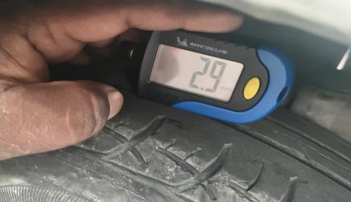 2015 Honda Brio S MT, Petrol, Manual, 96,156 km, tyre