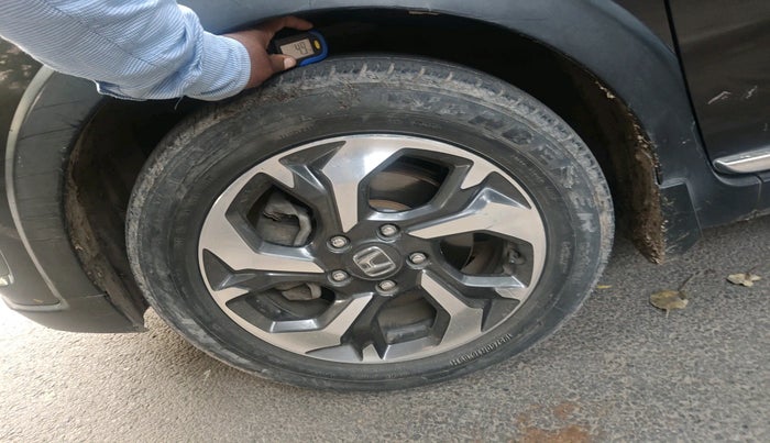 2016 Honda BR-V 1.5L I-VTEC VX, Petrol, Manual, 83,462 km, tyre