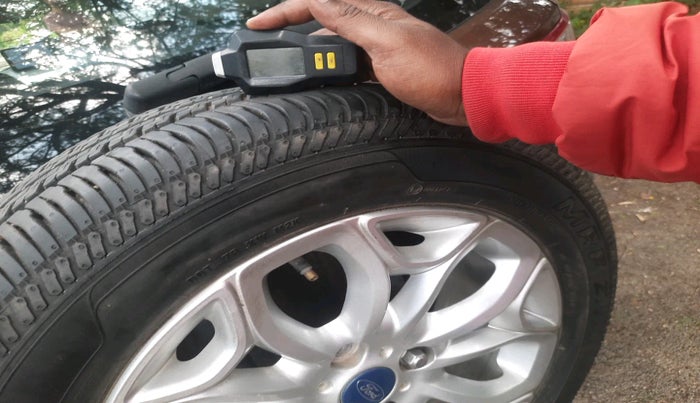 2016 Ford Ecosport TITANIUM 1.5L PETROL AT, Petrol, Automatic, 45,290 km, tyre