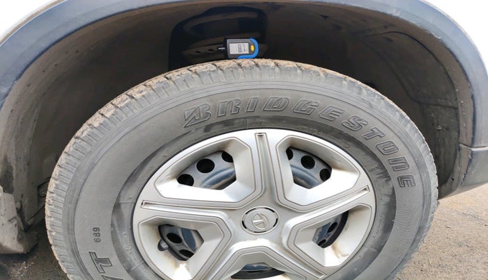 2022 Tata Harrier XE 2.0L KRYOTEC, Diesel, Manual, 66,168 km, tyre