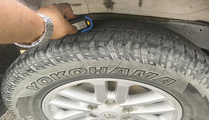 2012 Toyota Fortuner 3.0 4X4 MT, Diesel, Manual, 1,41,934 km, tyre