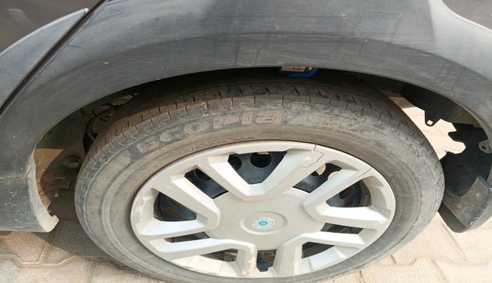 2017 Honda WR-V 1.5L I-DTEC S MT, Diesel, Manual, 74,996 km, tyre