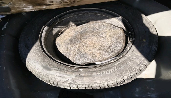 2020 Hyundai Verna SX 1.5 VTVT, Petrol, Manual, 74,135 km, tyre