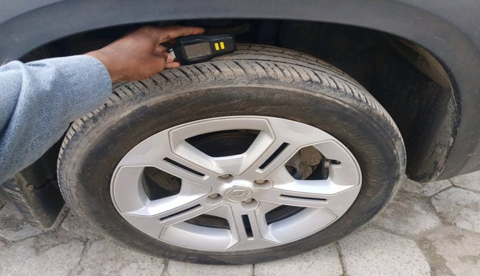 2021 Renault Kiger RXT AMT, Petrol, Automatic, 79,379 km, tyre