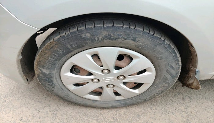 2012 Hyundai i10 SPORTZ 1.2, Petrol, Manual, 89,978 km, tyre