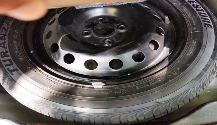 2018 Toyota YARIS J CVT, Petrol, Automatic, 50,239 km, tyre