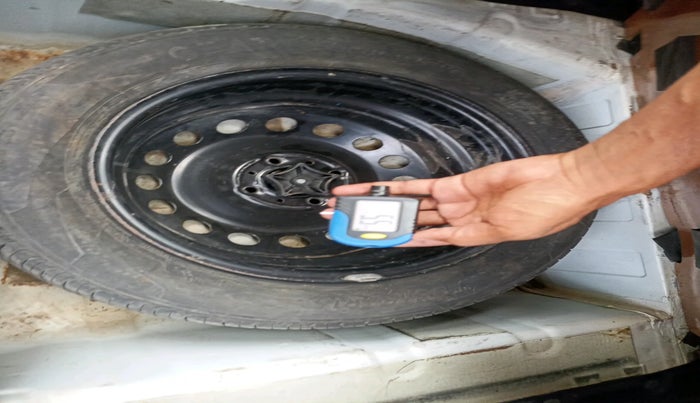 2018 Tata NEXON XM DIESEL, Diesel, Manual, 1,08,272 km, tyre