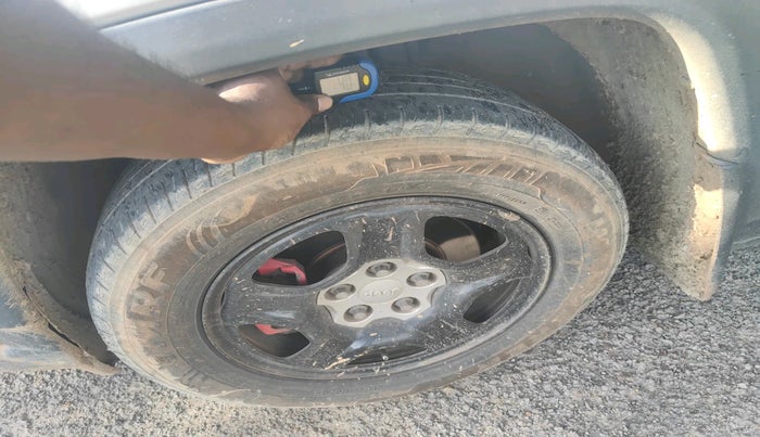 2017 Jeep Compass SPORT 2.0 DIESEL, Diesel, Manual, 1,62,632 km, tyre