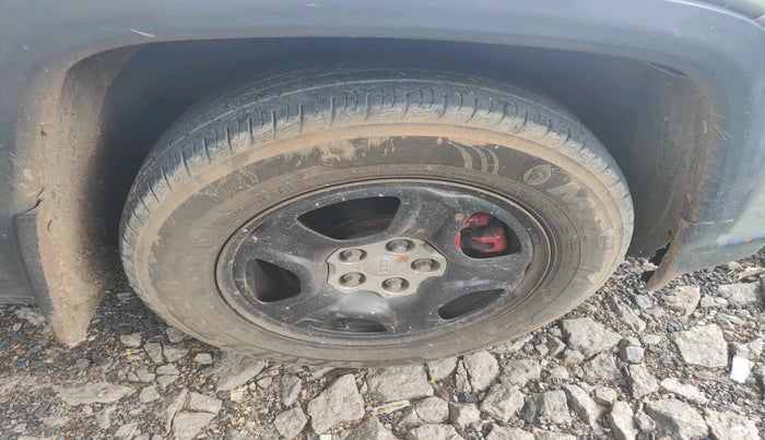 2017 Jeep Compass SPORT 2.0 DIESEL, Diesel, Manual, 1,62,632 km, tyre