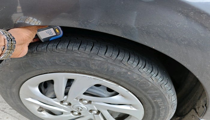 2021 Hyundai AURA S 1.2, Petrol, Manual, 1,14,344 km, tyre