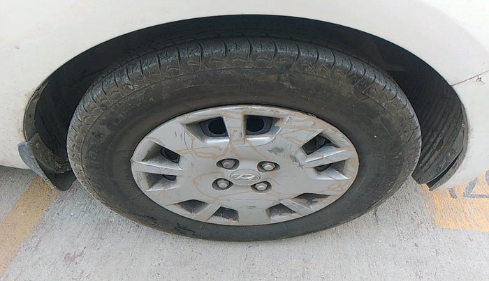 2013 Hyundai i20 MAGNA 1.2, Petrol, Manual, 66,022 km, tyre