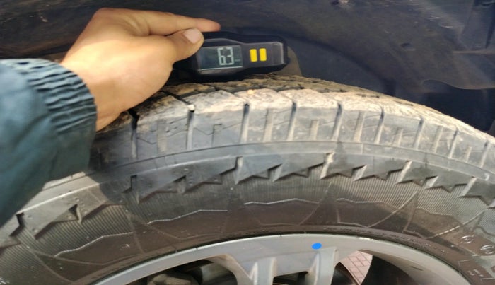 2021 Mahindra Thar LX PETROL HT 4WD AT, Petrol, Automatic, 68,054 km, tyre