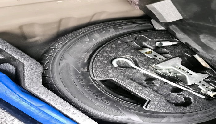 2017 Maruti Ciaz S 1.4 MT PETROL, Petrol, Manual, 77,825 km, tyre