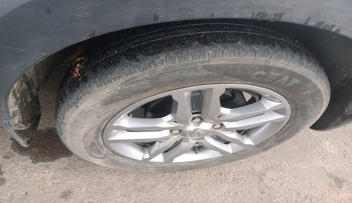 2023 Renault TRIBER RXZ, Petrol, Manual, 51,460 km, tyre