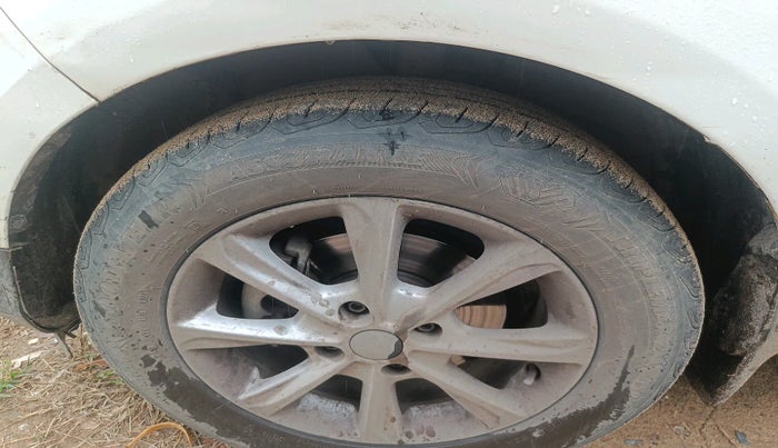 2021 Ford Ecosport TITANIUM 1.5L DIESEL, Diesel, Manual, 1,09,544 km, tyre