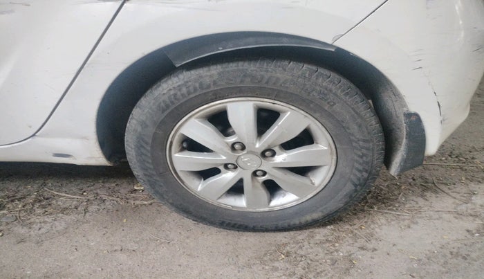 2013 Hyundai i20 ASTA 1.2, Diesel, Manual, 1,43,947 km, tyre